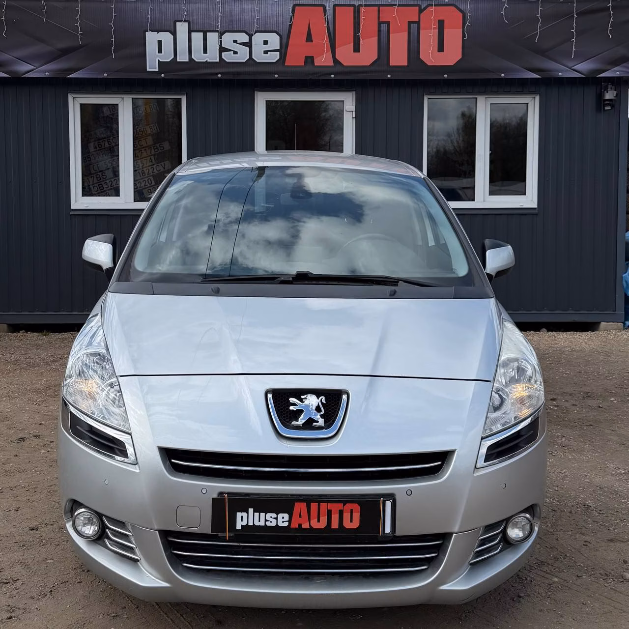 Peugeot 5008 фото 3