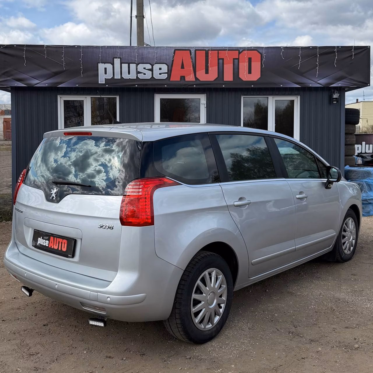 Peugeot 5008 фото 4