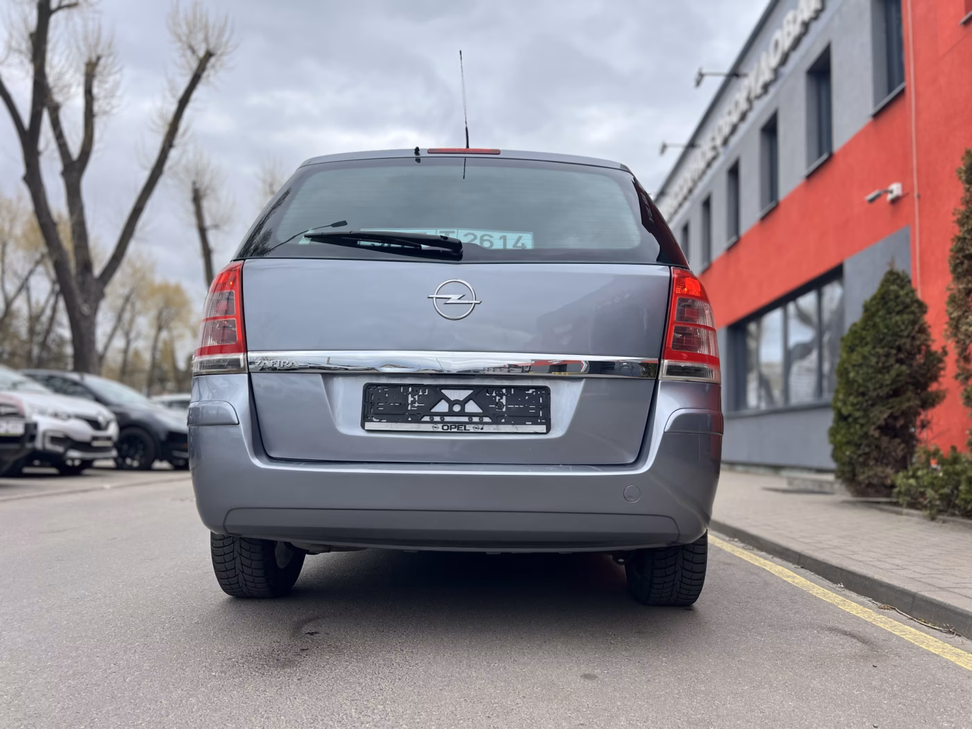 Opel Zafira фото 8