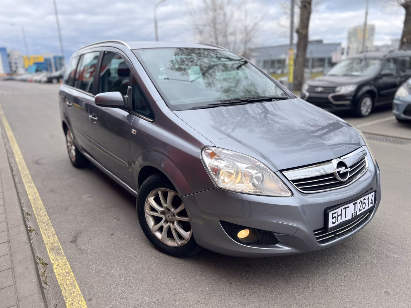 Opel Zafira фото 5