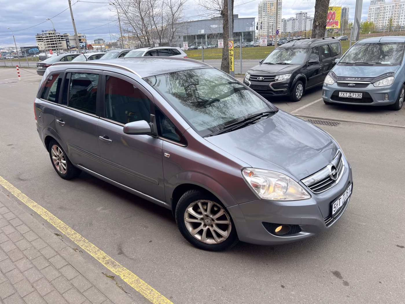Opel Zafira фото 3