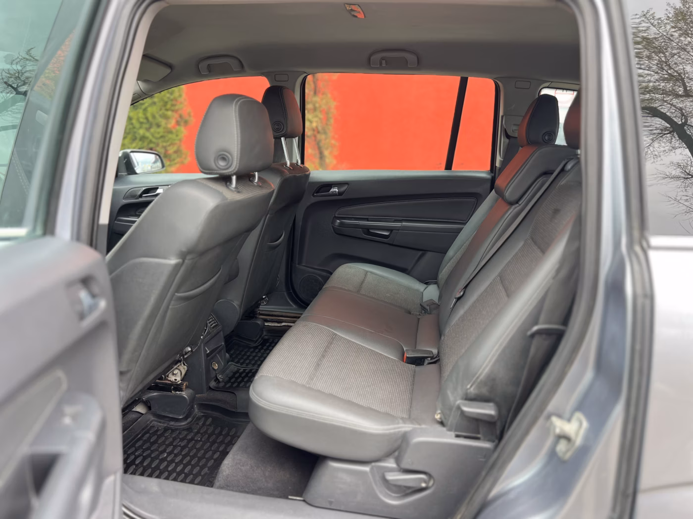 Opel Zafira фото 13
