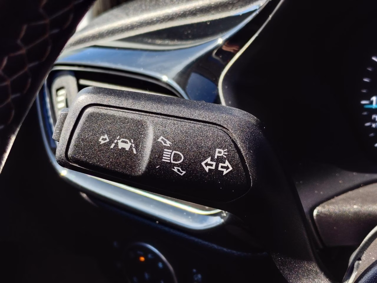 Ford Fiesta фото 14