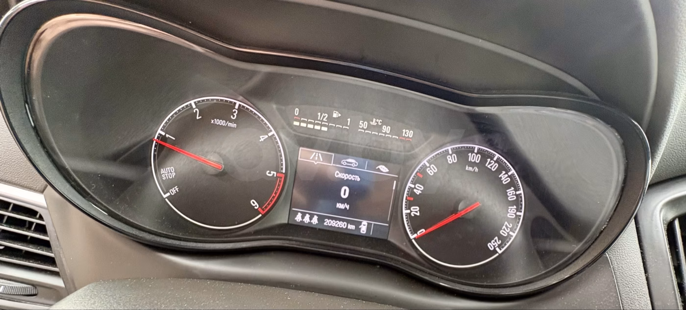Opel Zafira фото 7