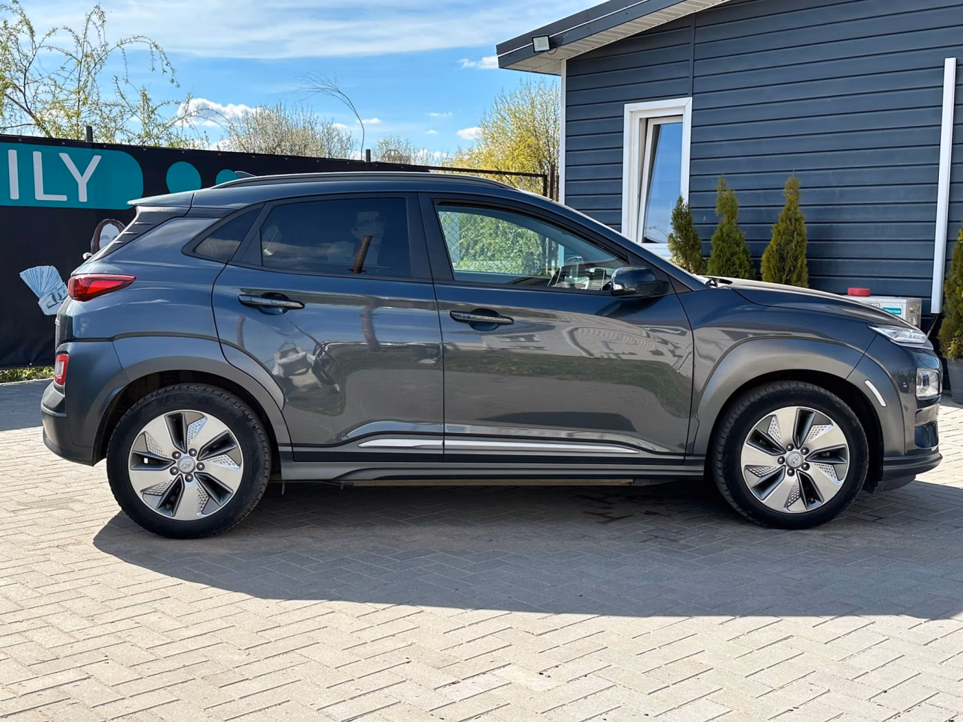 Hyundai Kona фото 9