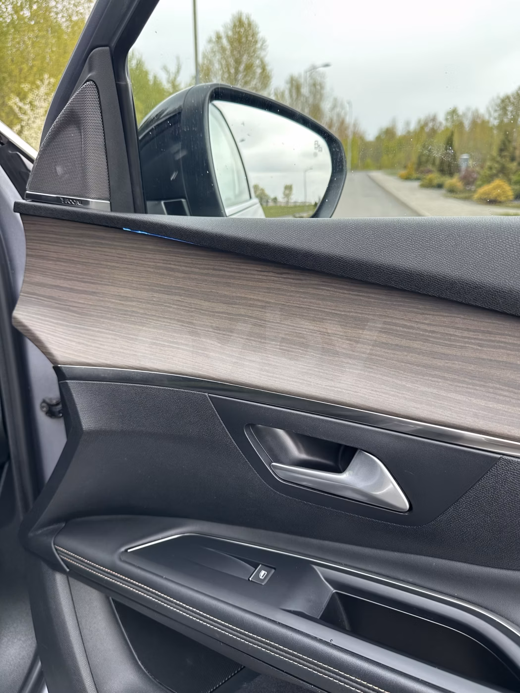 Peugeot 5008 фото 18