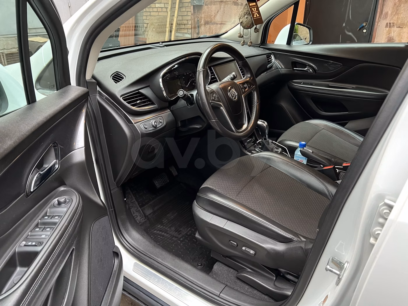 Buick Encore фото 11