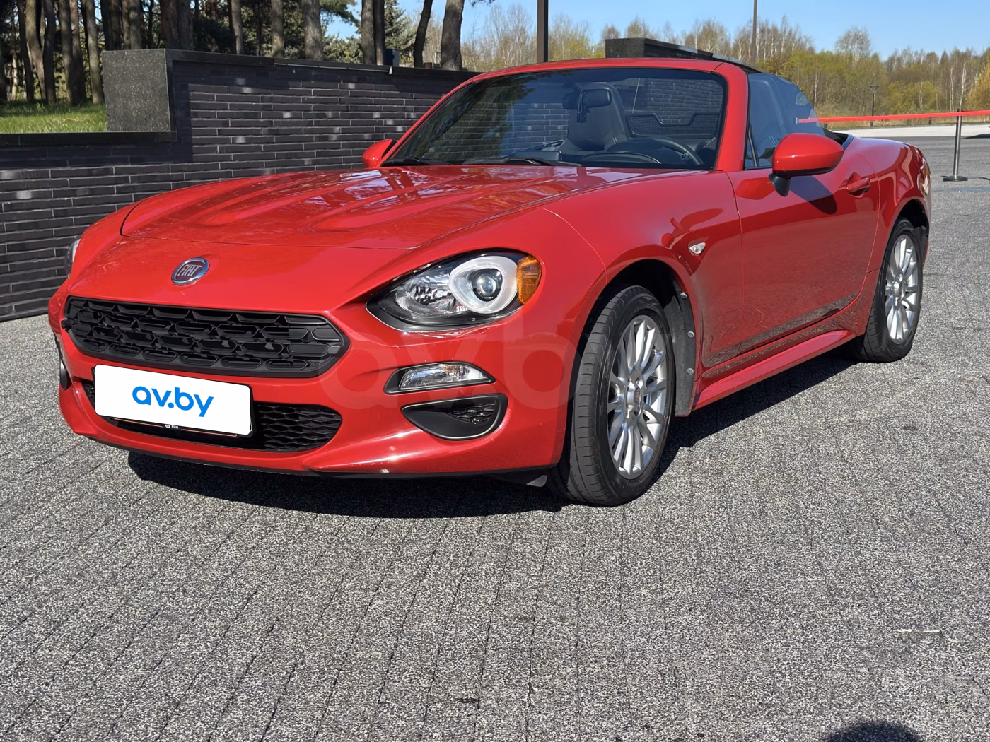 Fiat 124 Spider фото 6