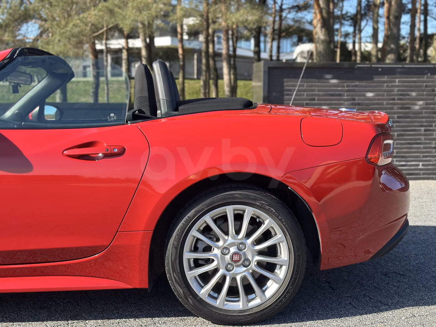 Fiat 124 Spider фото 11
