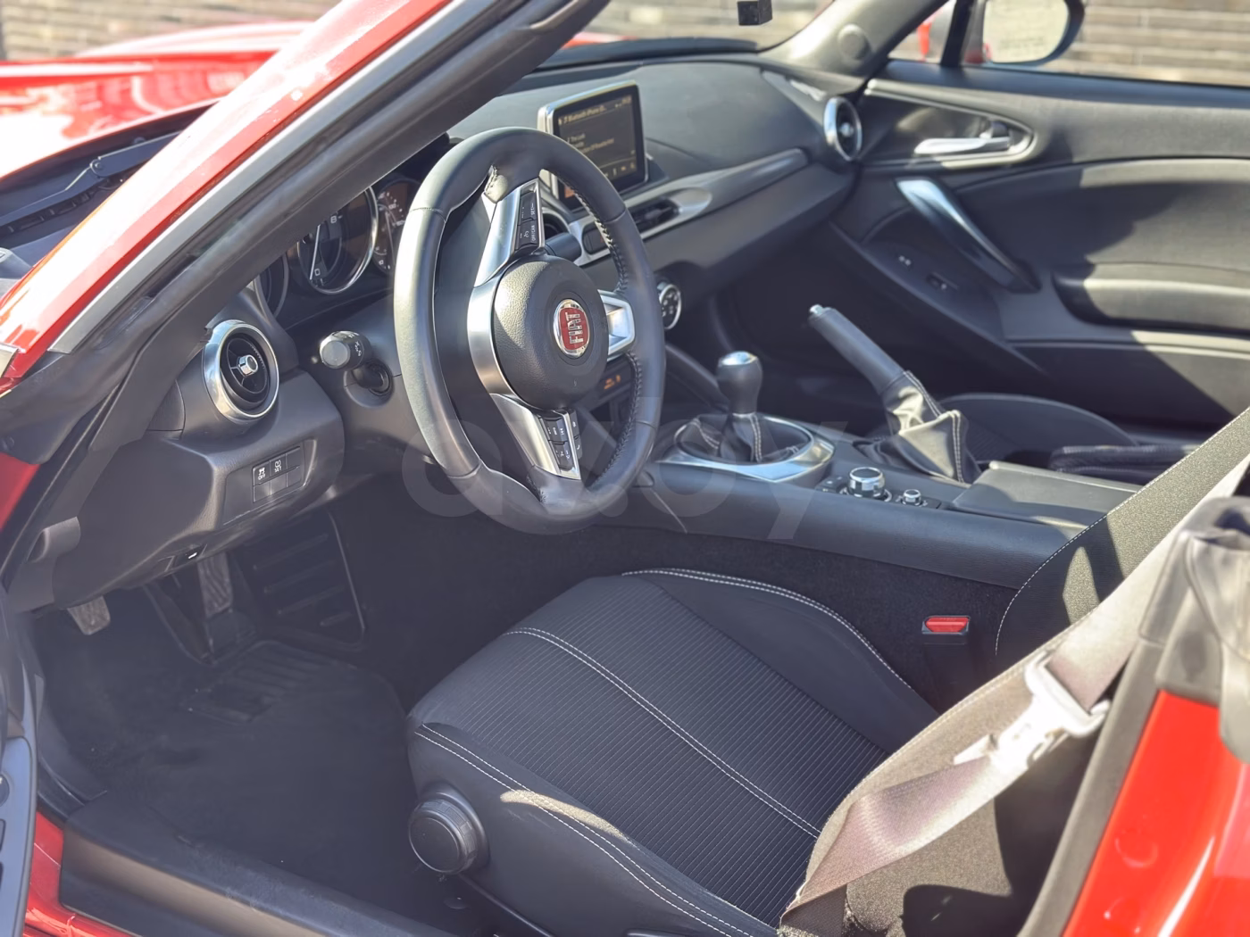 Fiat 124 Spider фото 12