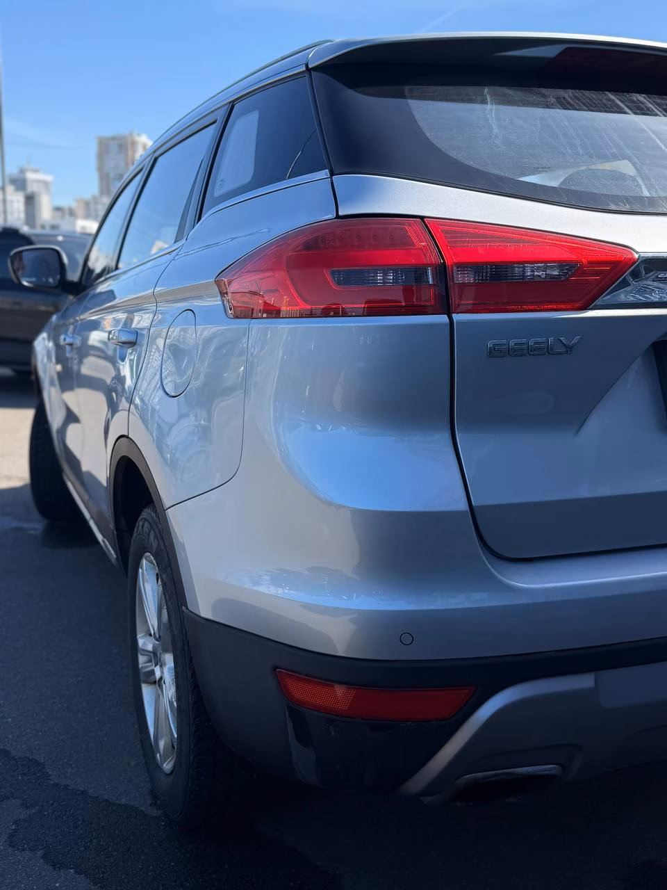 Geely Atlas фото 11