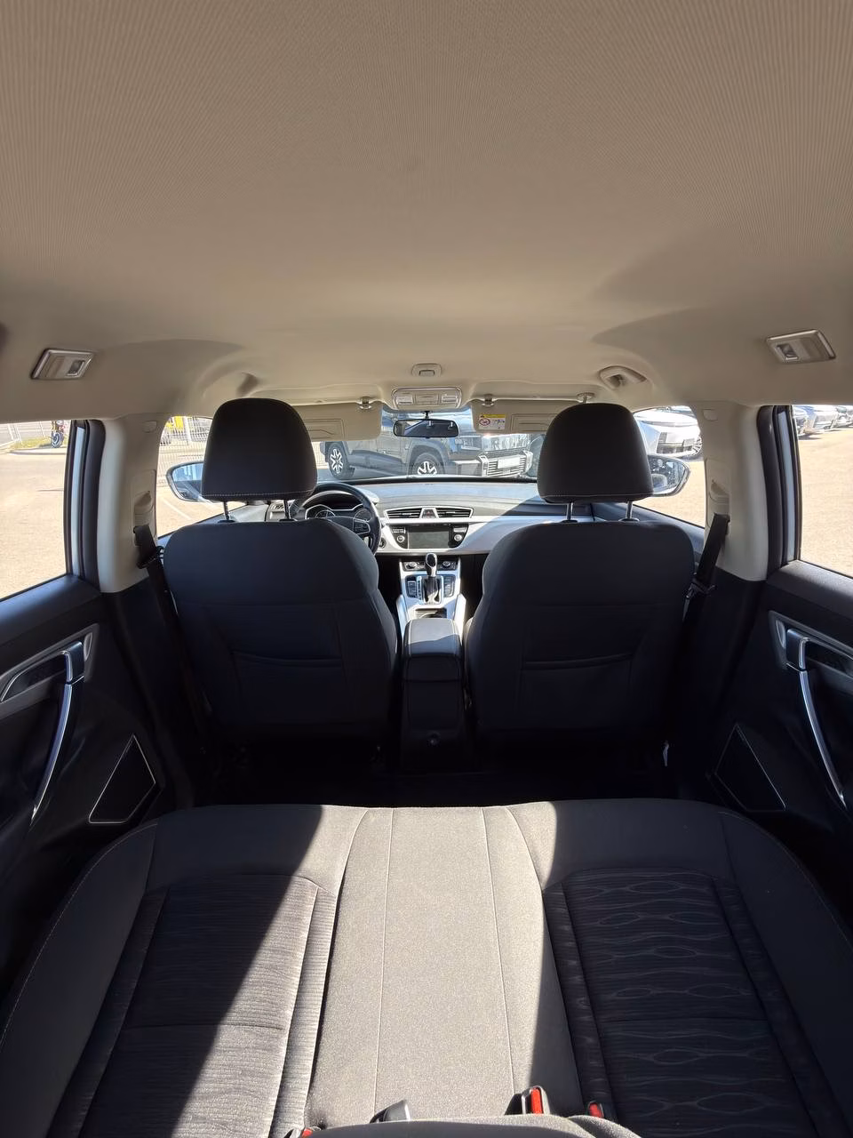 Geely Atlas фото 20