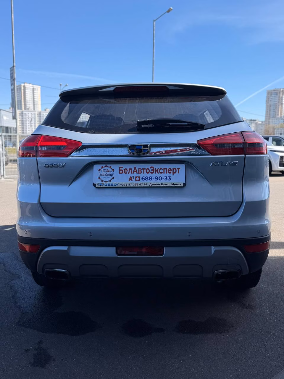 Geely Atlas фото 8