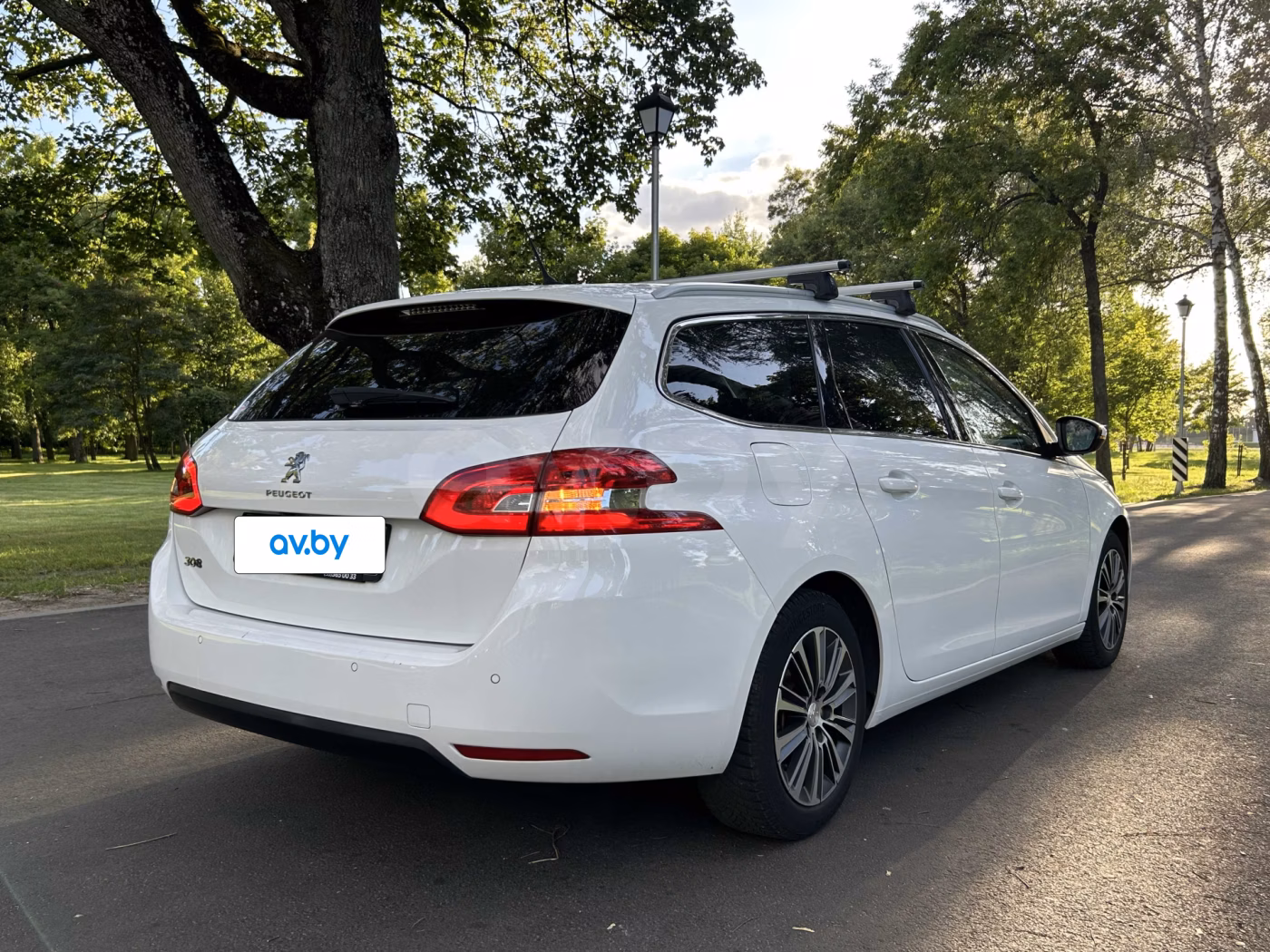 Peugeot 308 фото 8