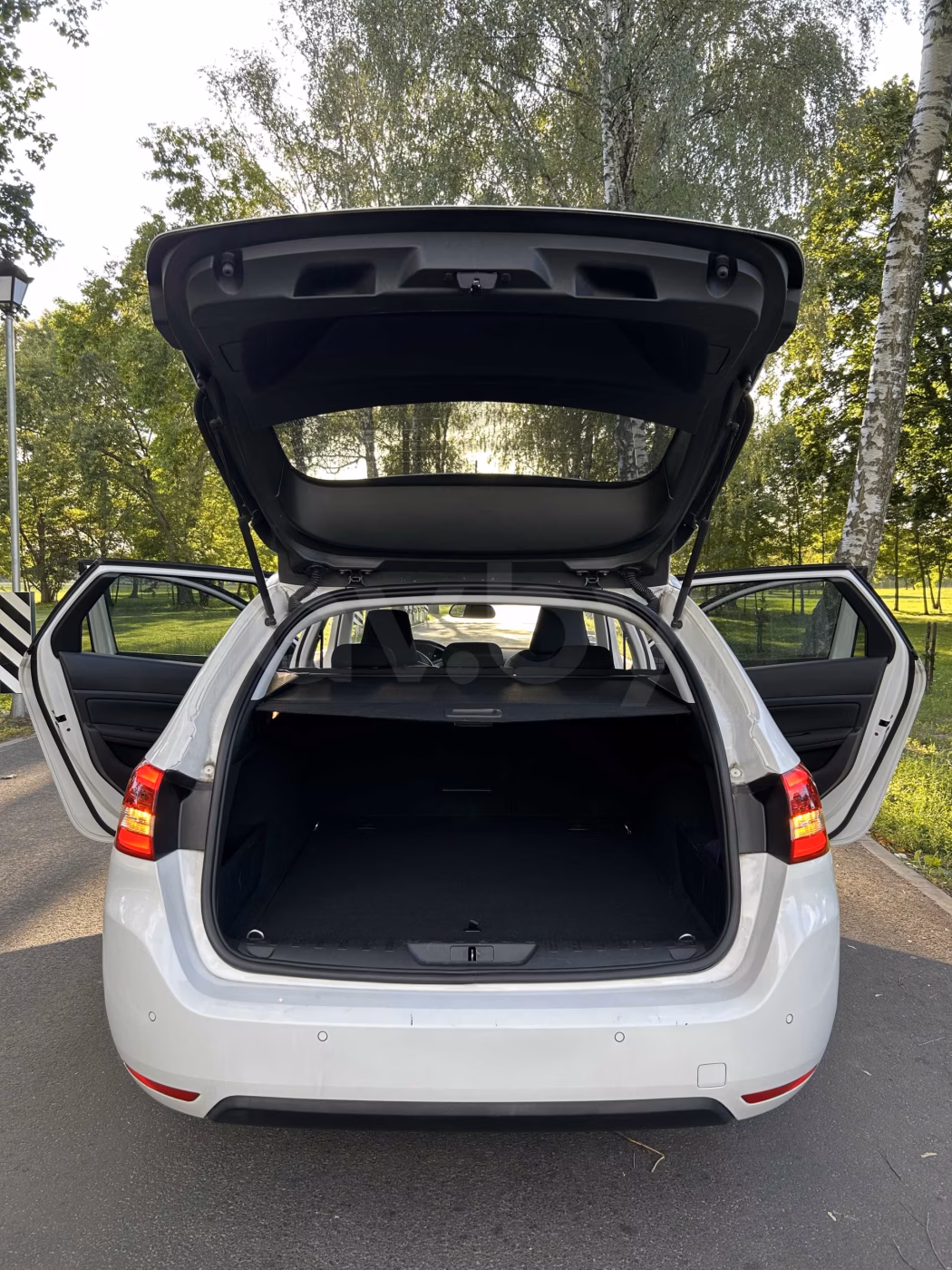 Peugeot 308 фото 9