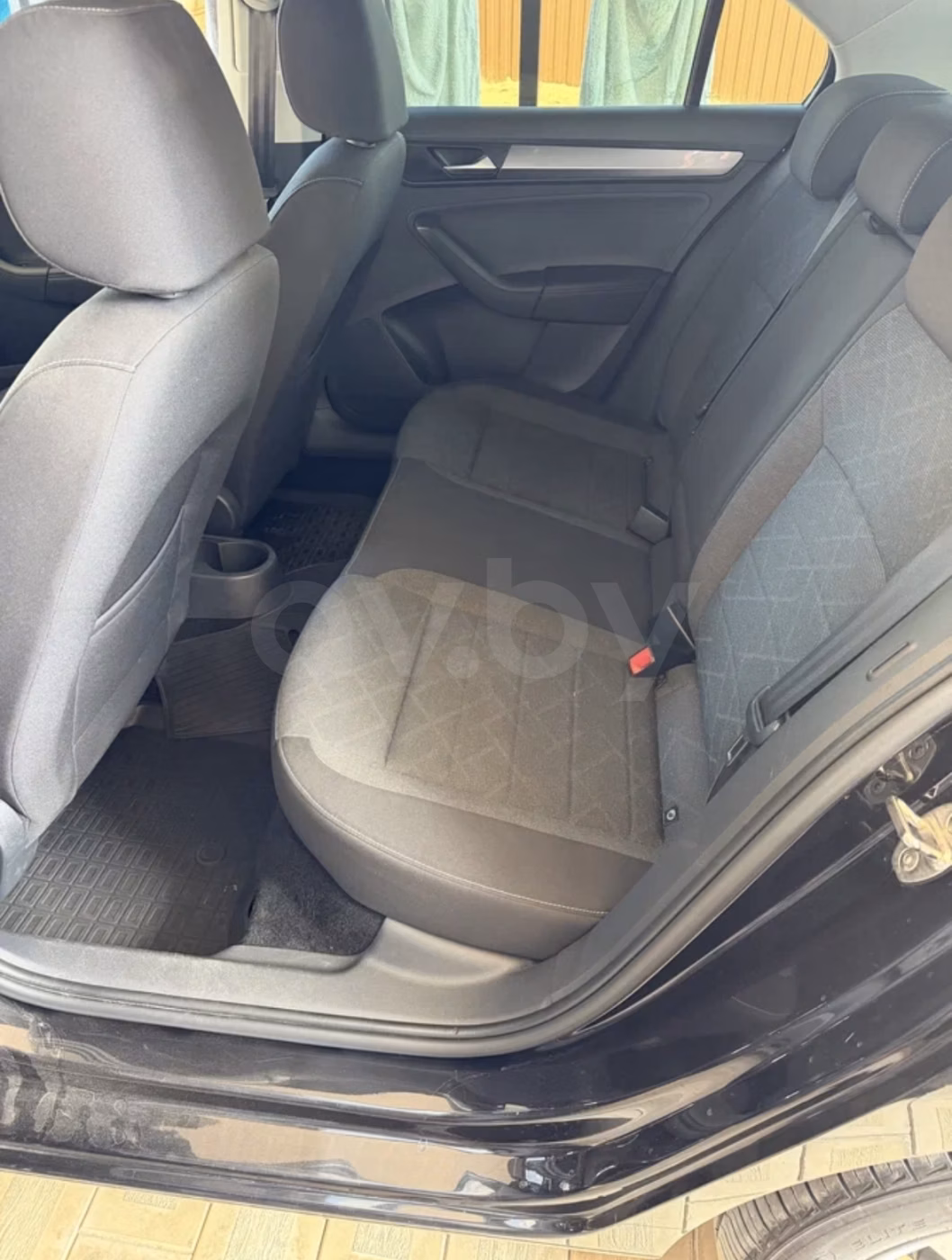 Volkswagen Polo Sedan фото 9