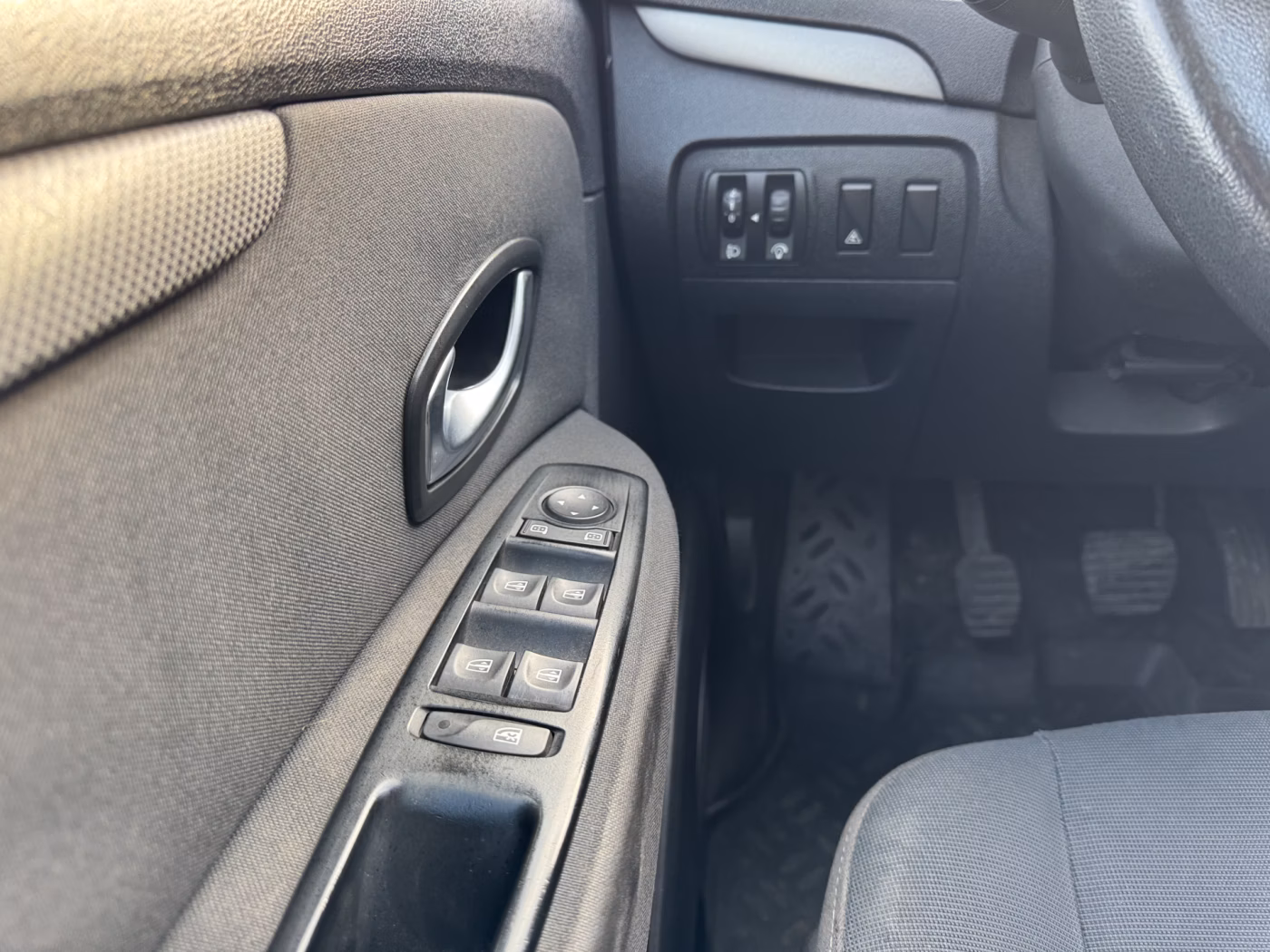 Renault Grand Scenic фото 23