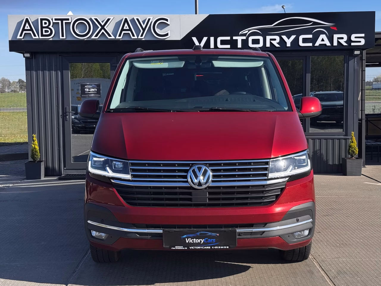 Volkswagen Caravelle фото 2