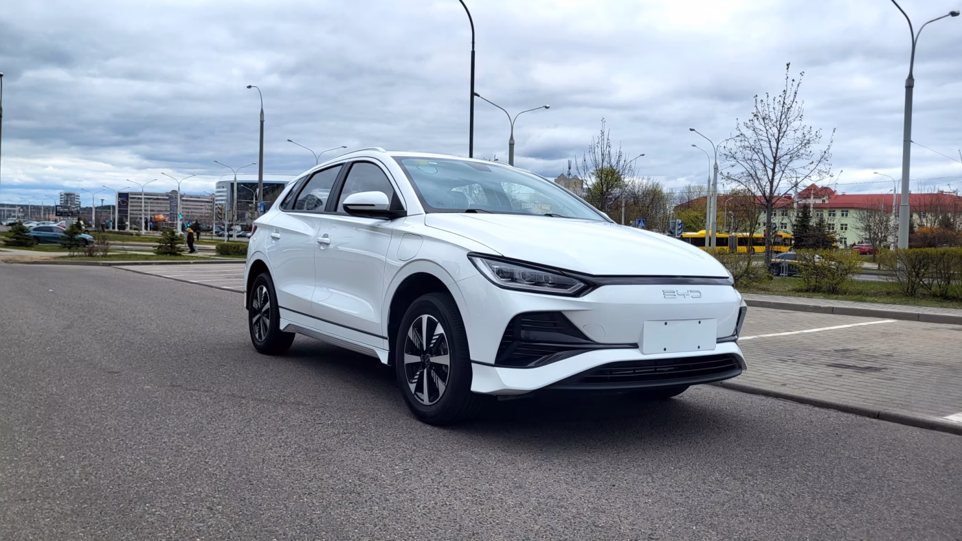 BYD e2 фото 7