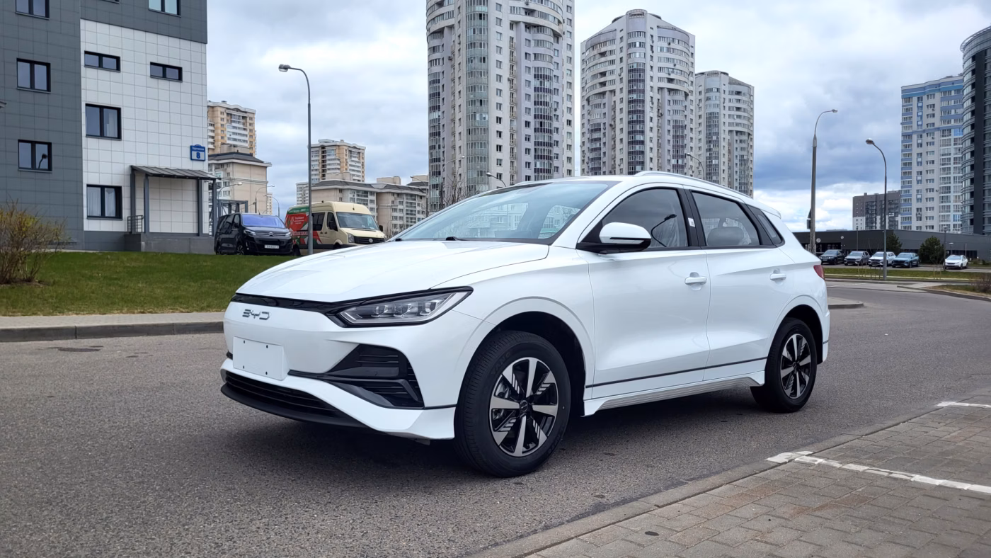 BYD e2 фото 19