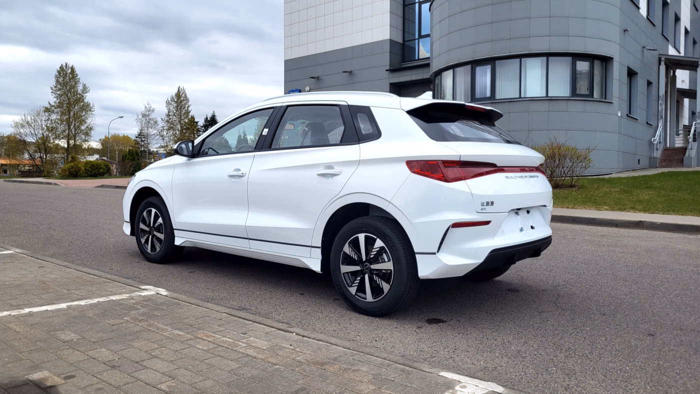 BYD e2 фото 17
