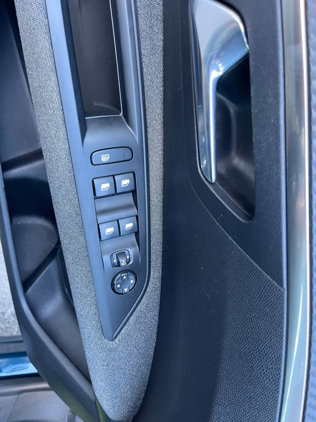 Peugeot 3008 фото 15
