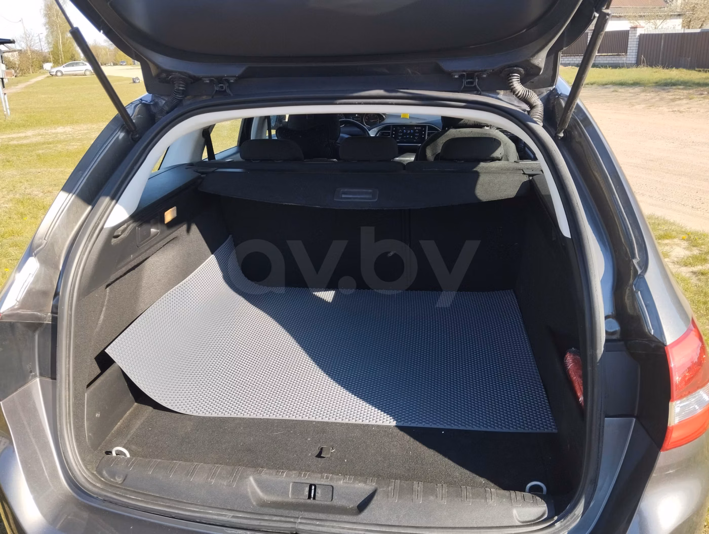 Peugeot 308 фото 7