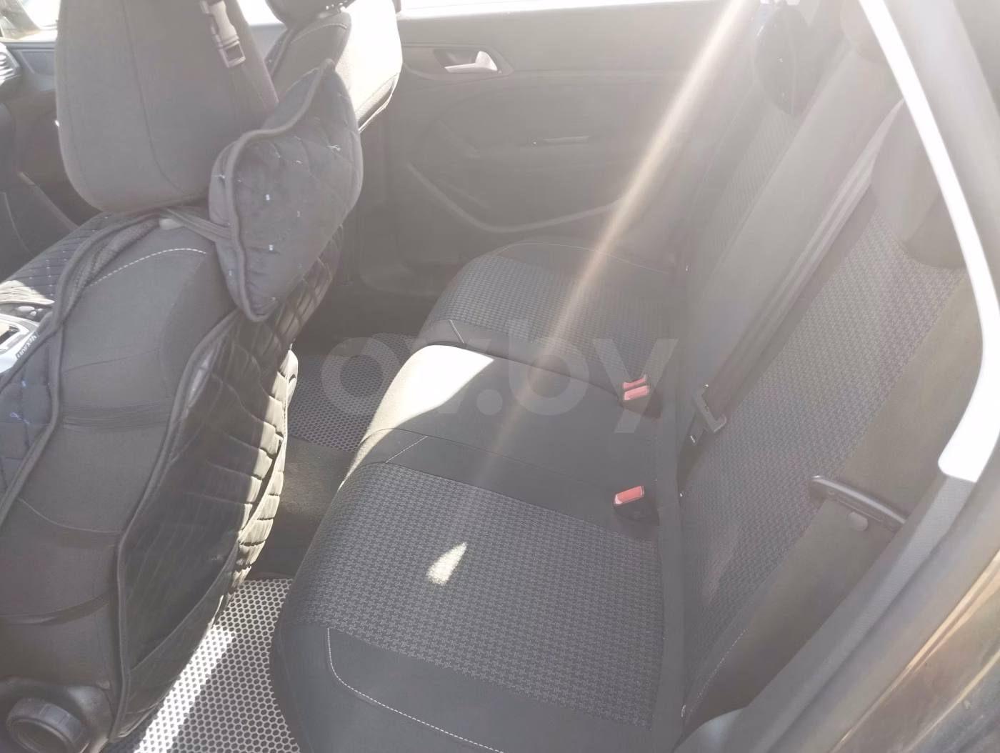 Peugeot 308 фото 5
