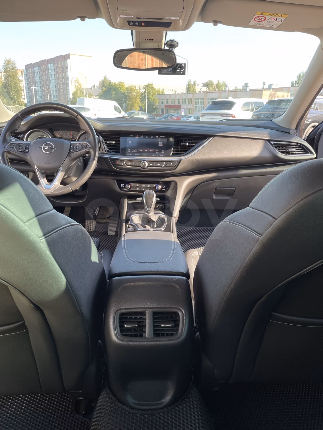 Opel Insignia фото 11