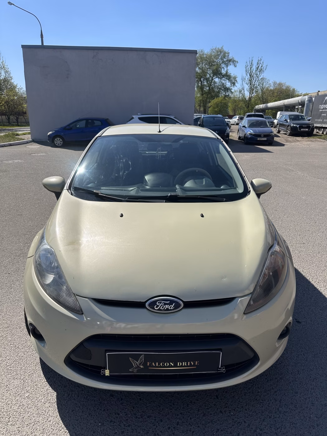 Ford Fiesta фото 2