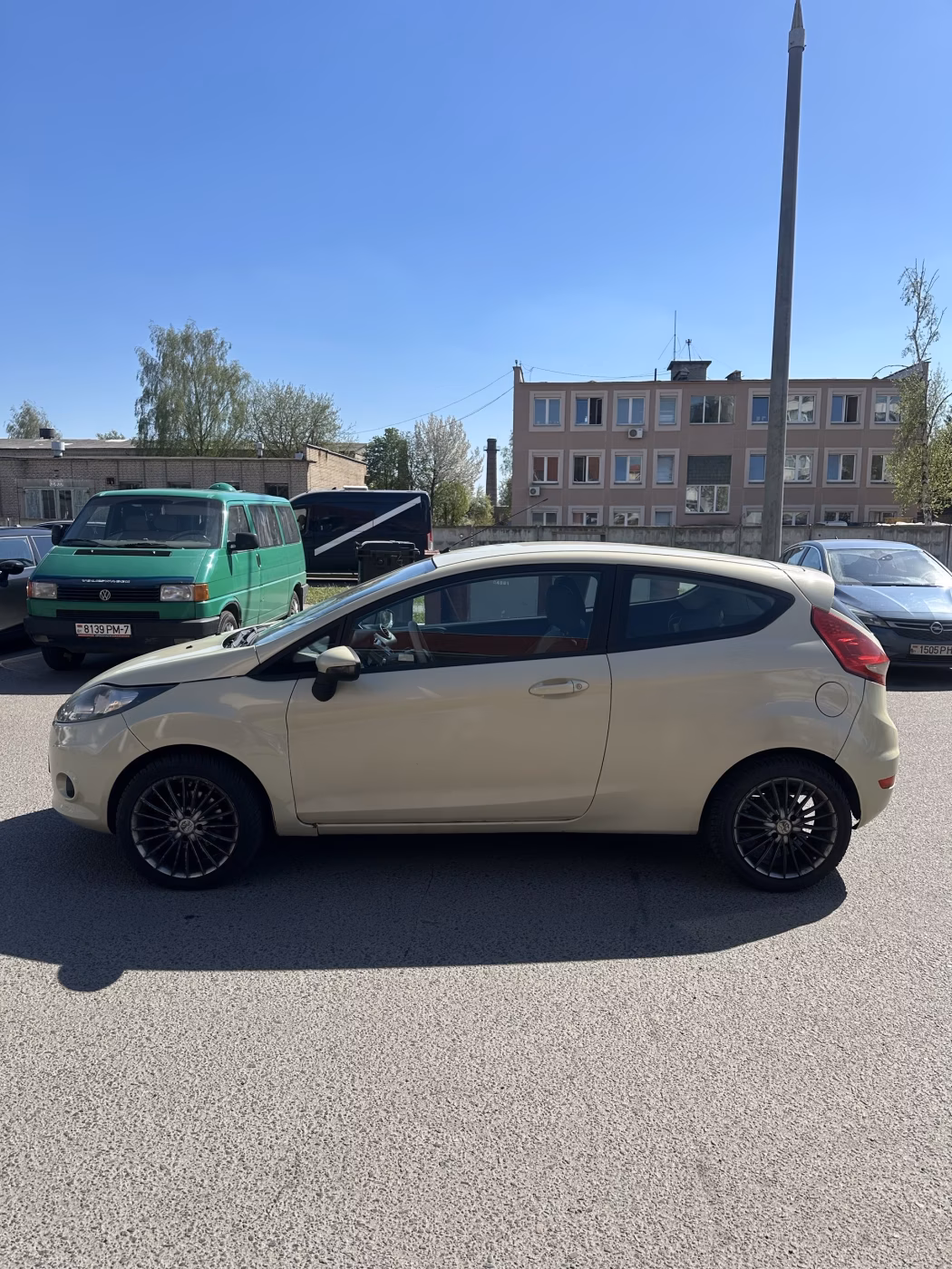 Ford Fiesta фото 4