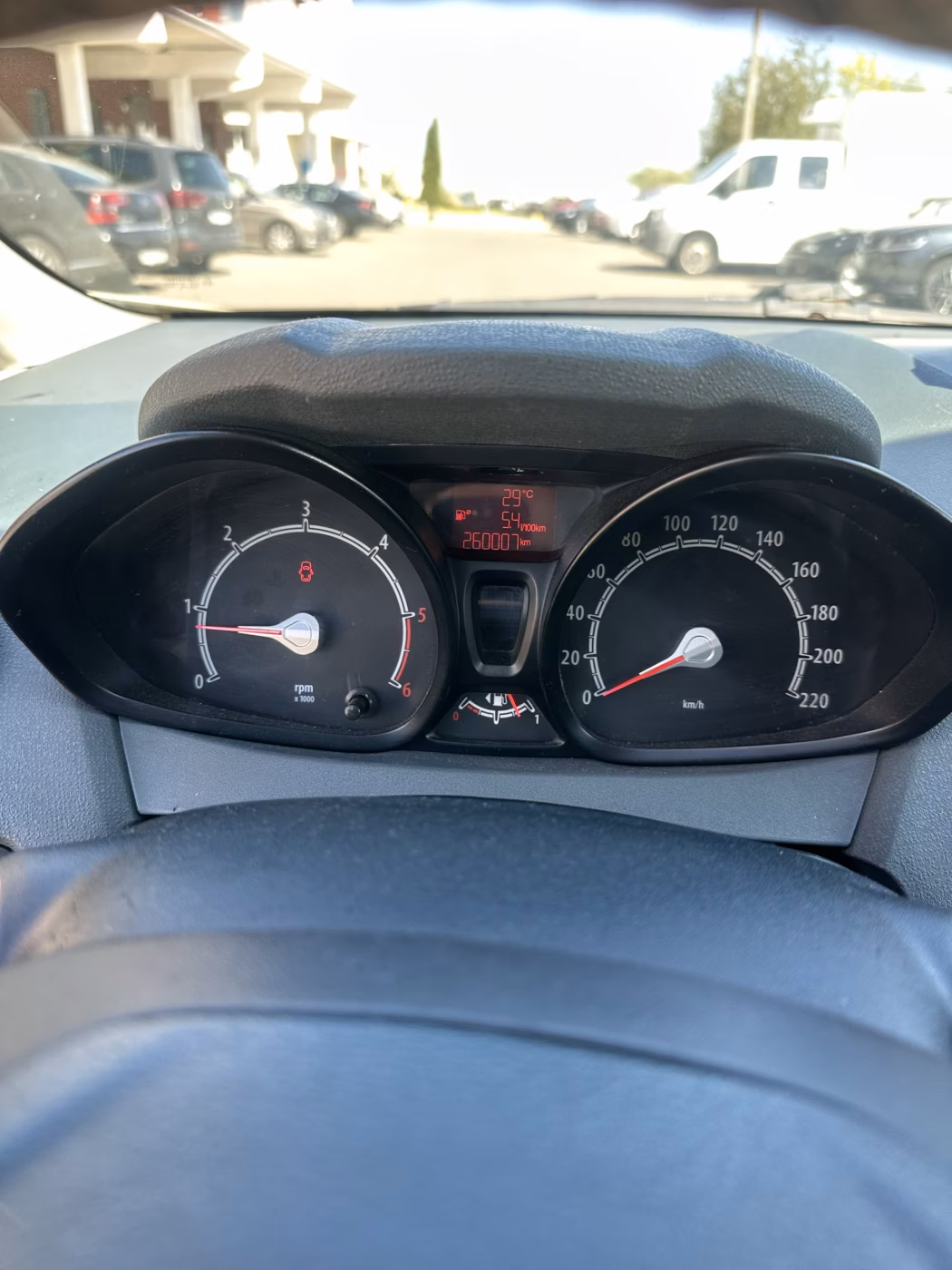 Ford Fiesta фото 18