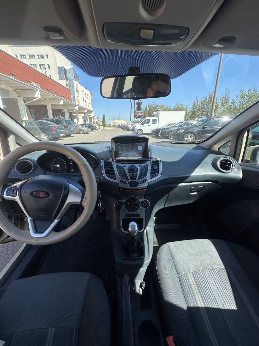 Ford Fiesta фото 15