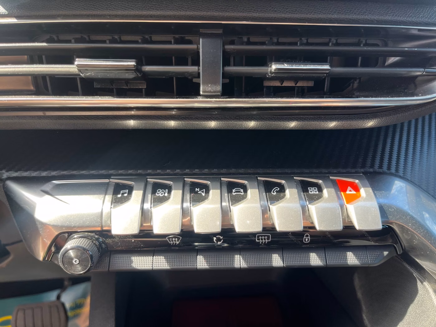 Peugeot 3008 фото 12