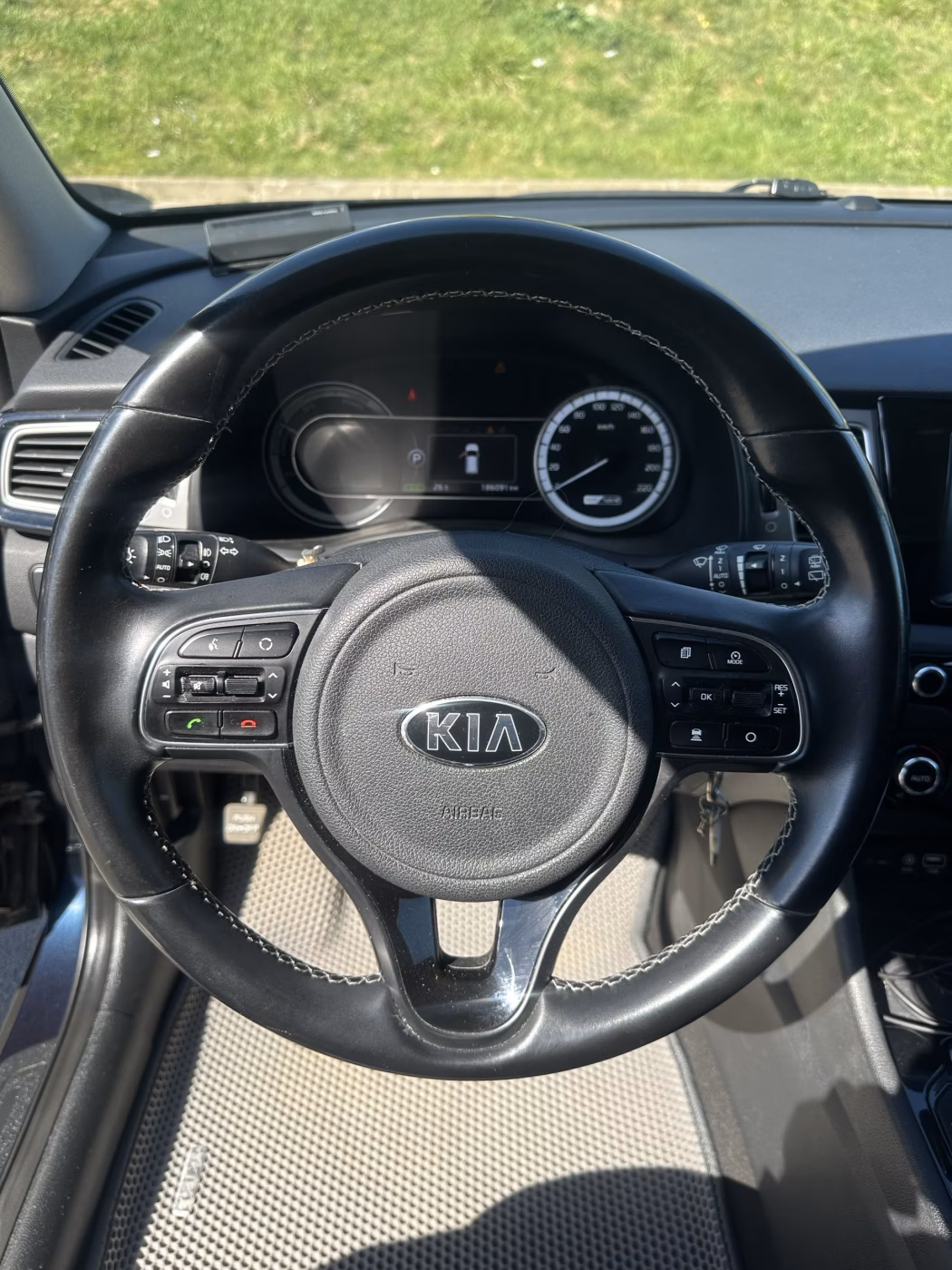 Kia Niro фото 20