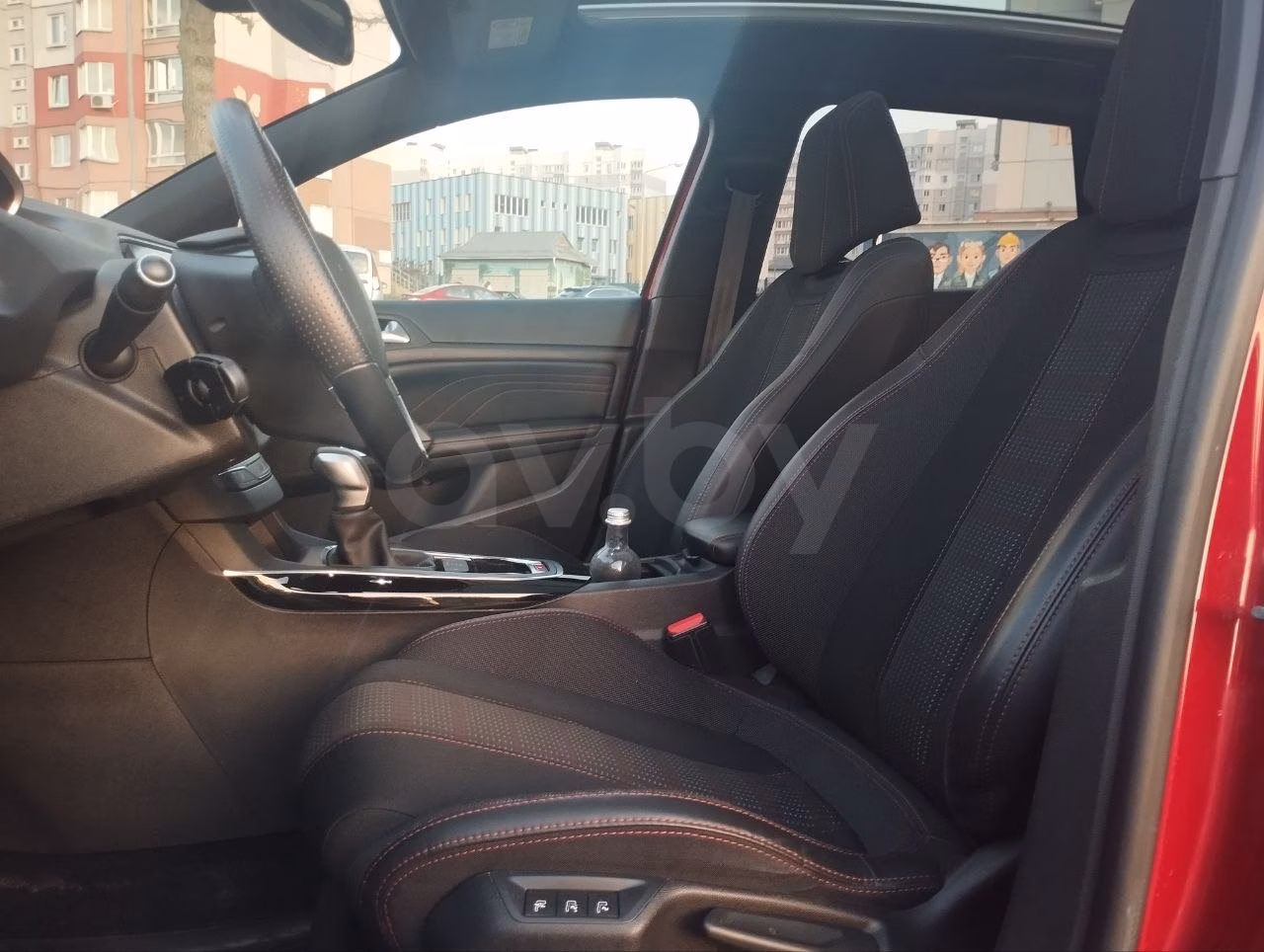 Peugeot 308 фото 2