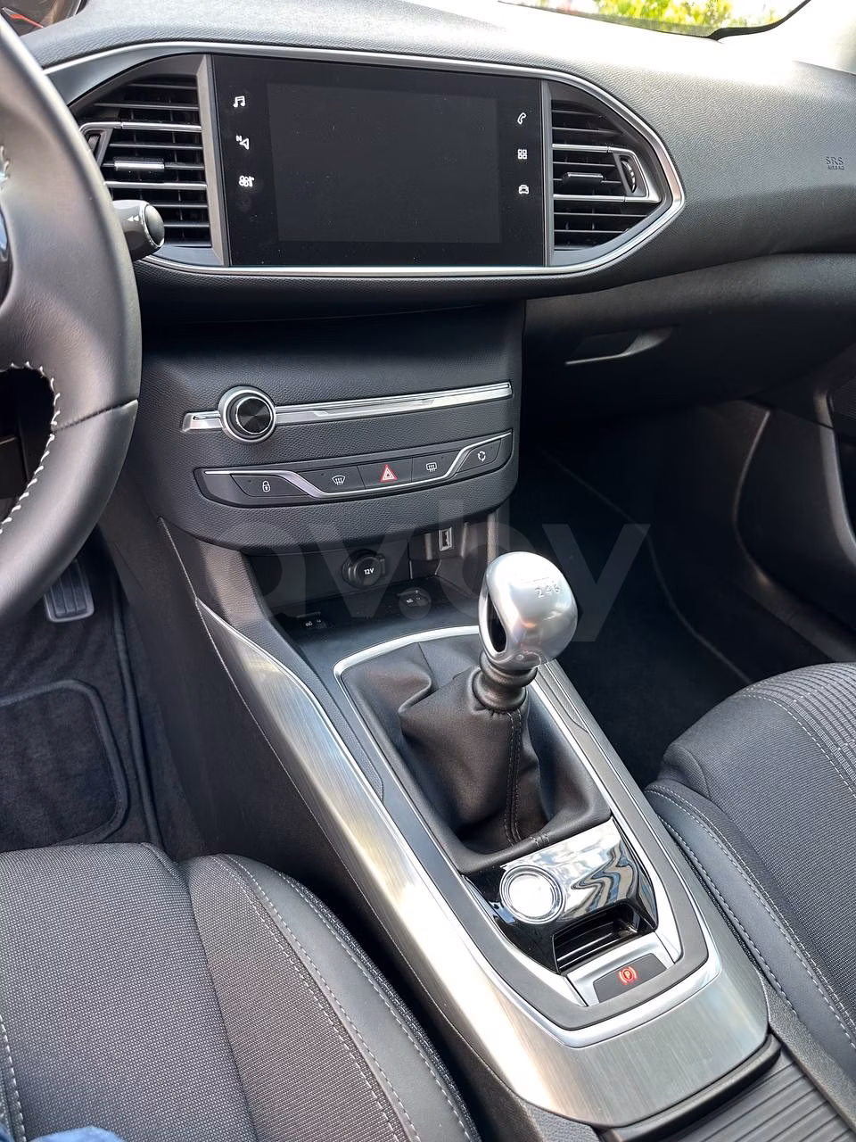 Peugeot 308 фото 14