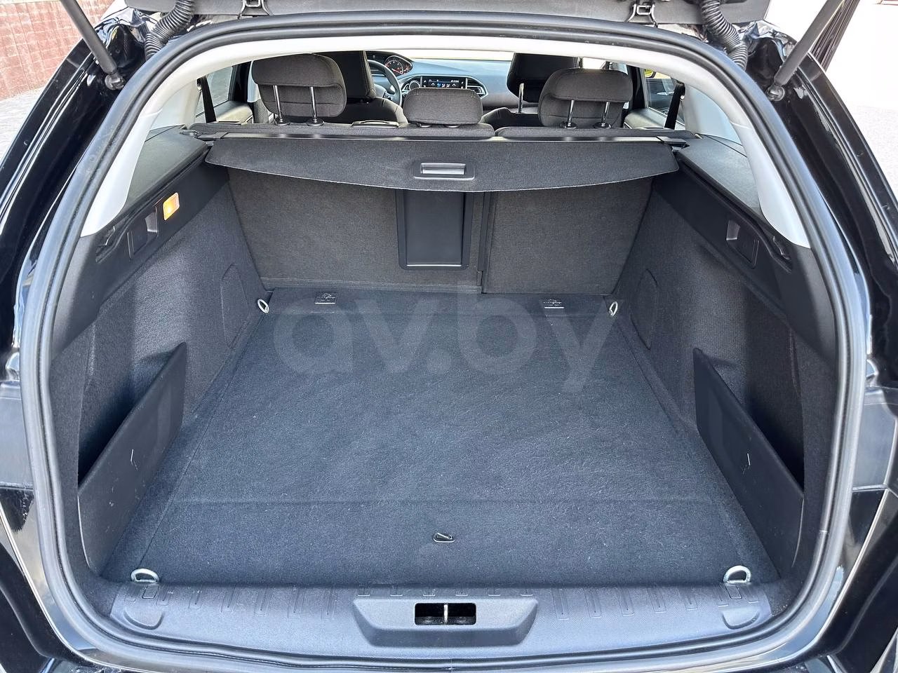 Peugeot 308 фото 18