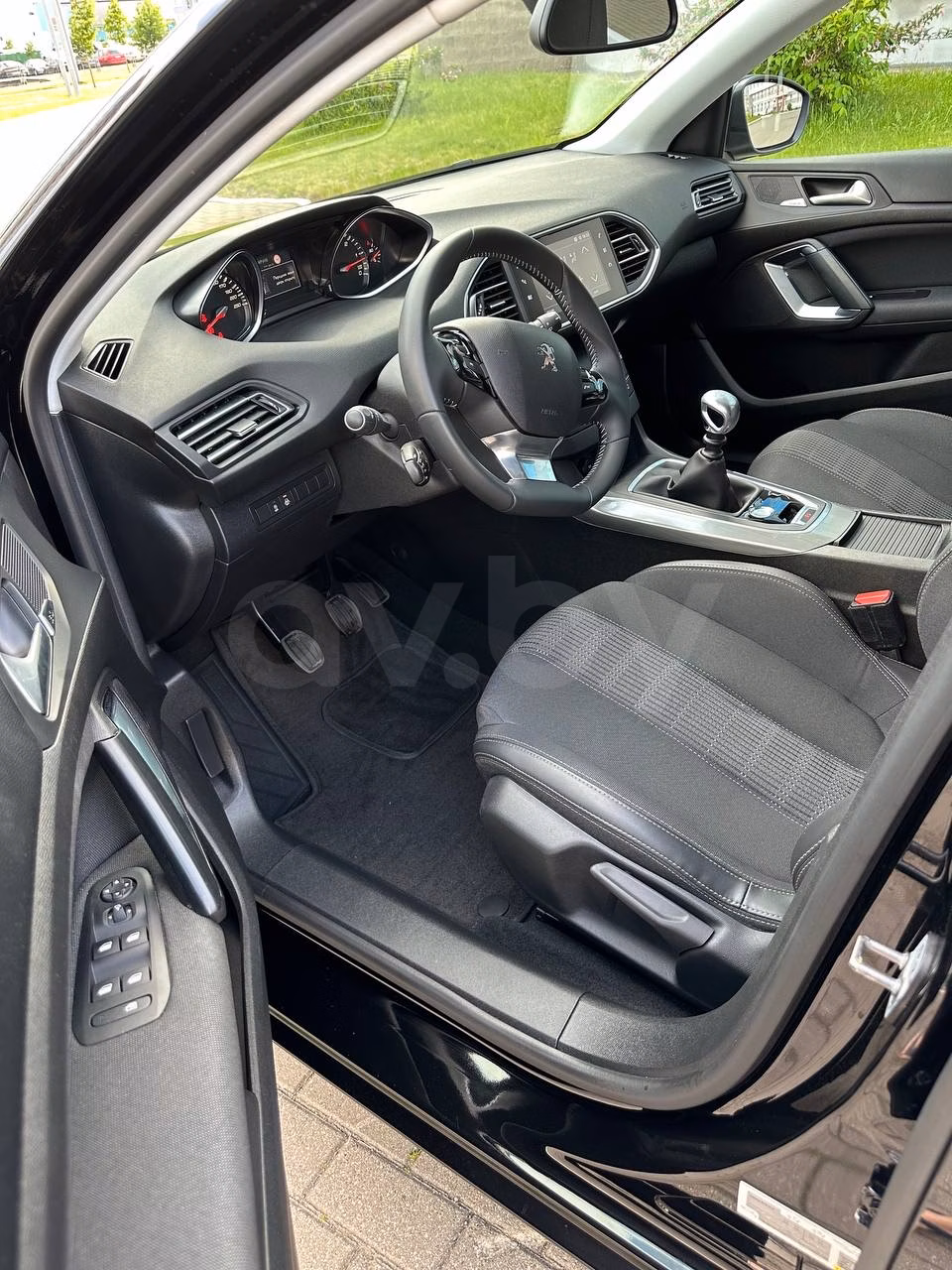 Peugeot 308 фото 16