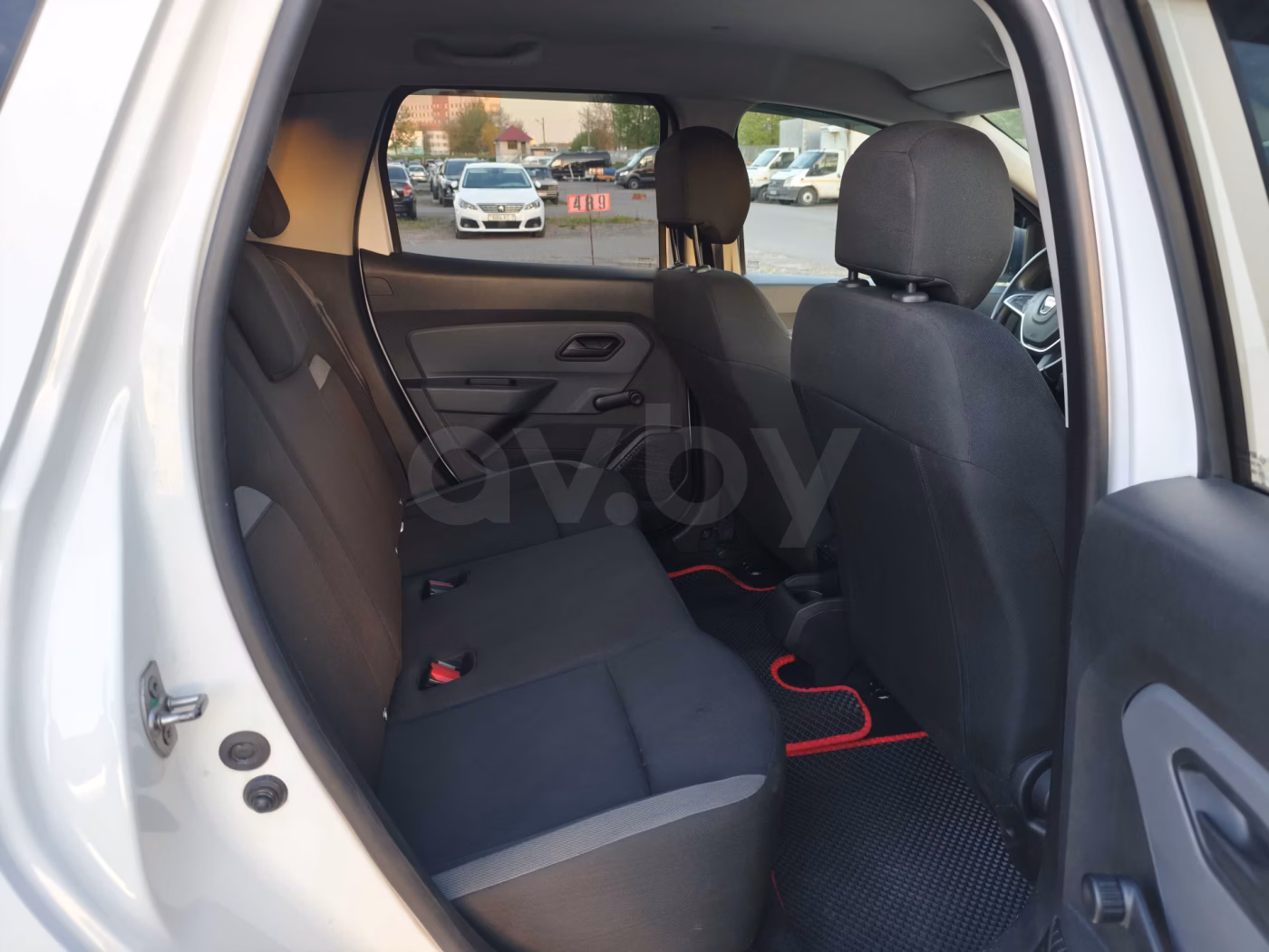 Dacia Duster фото 15