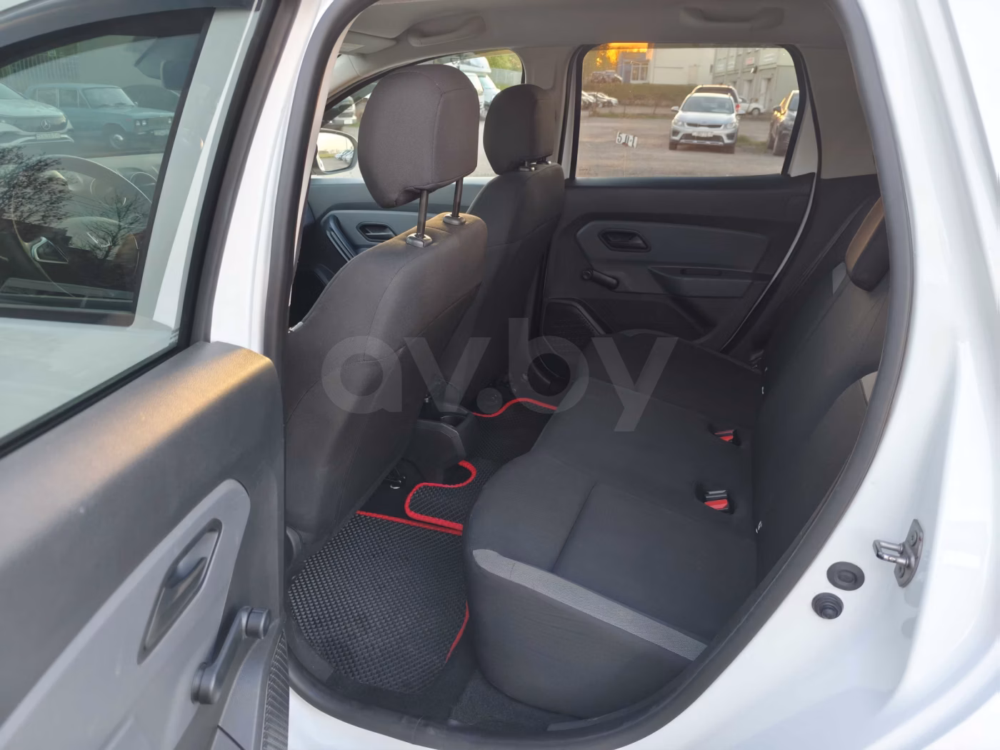 Dacia Duster фото 16