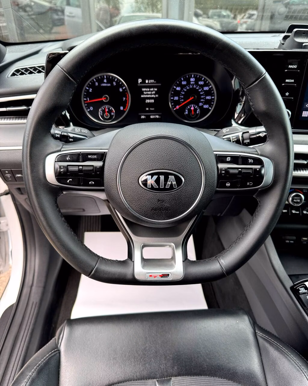 Kia K5 фото 17