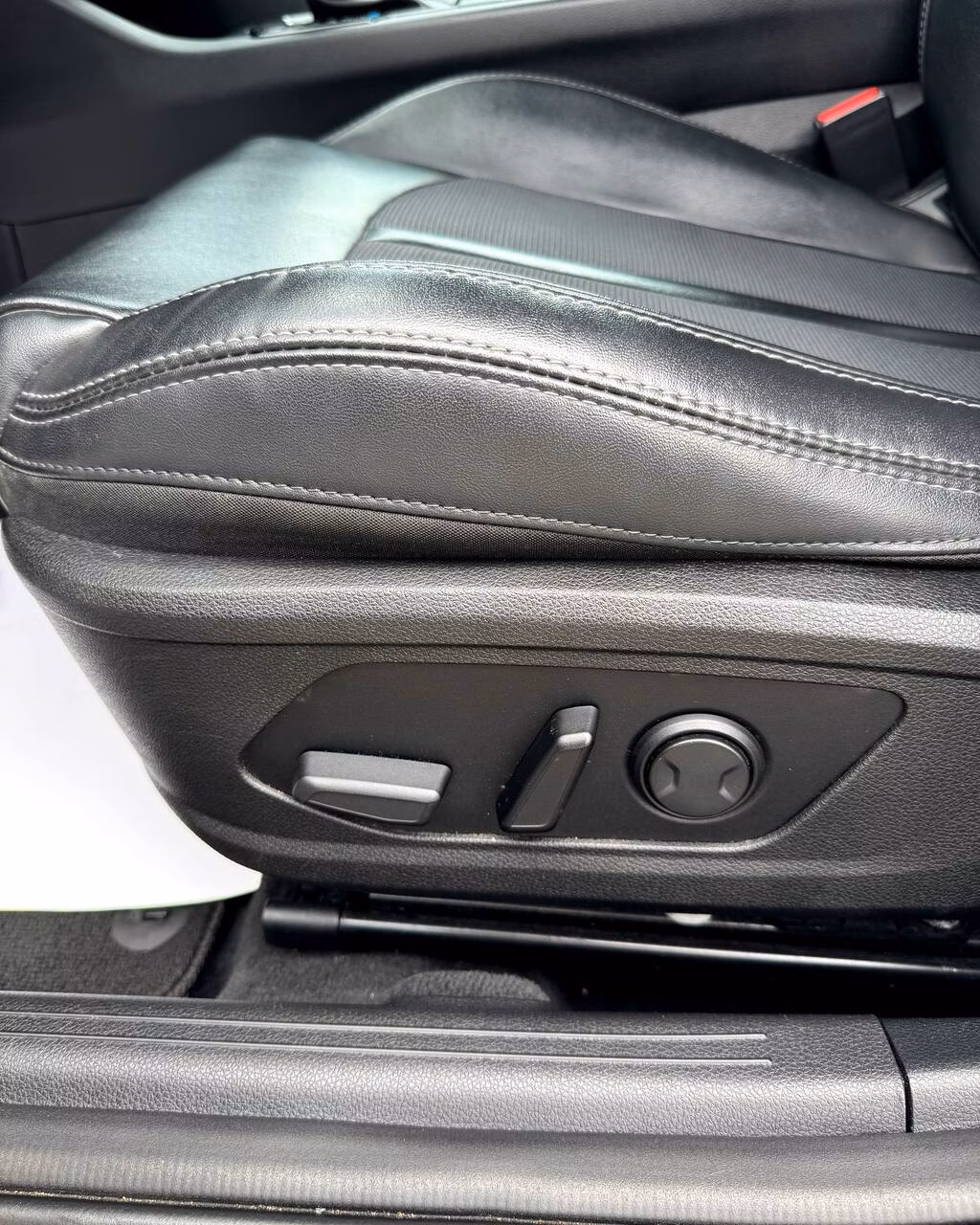 Kia K5 фото 19