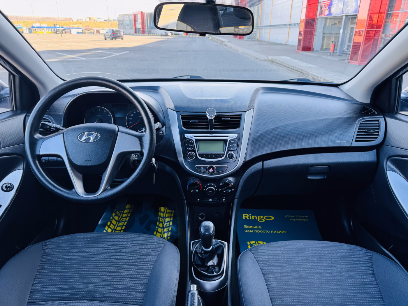 Hyundai Solaris фото 9