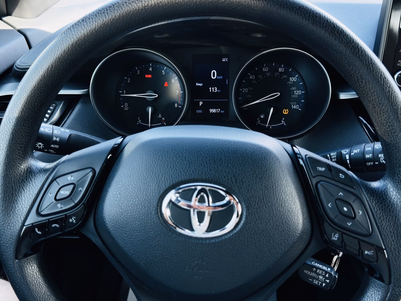 Toyota C-HR фото 17