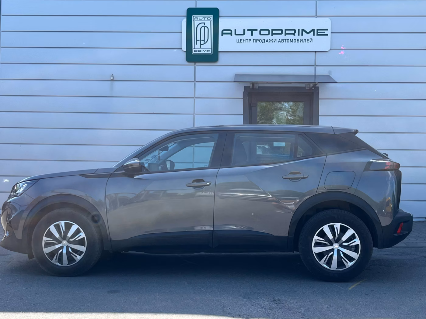 Peugeot 2008 фото 3