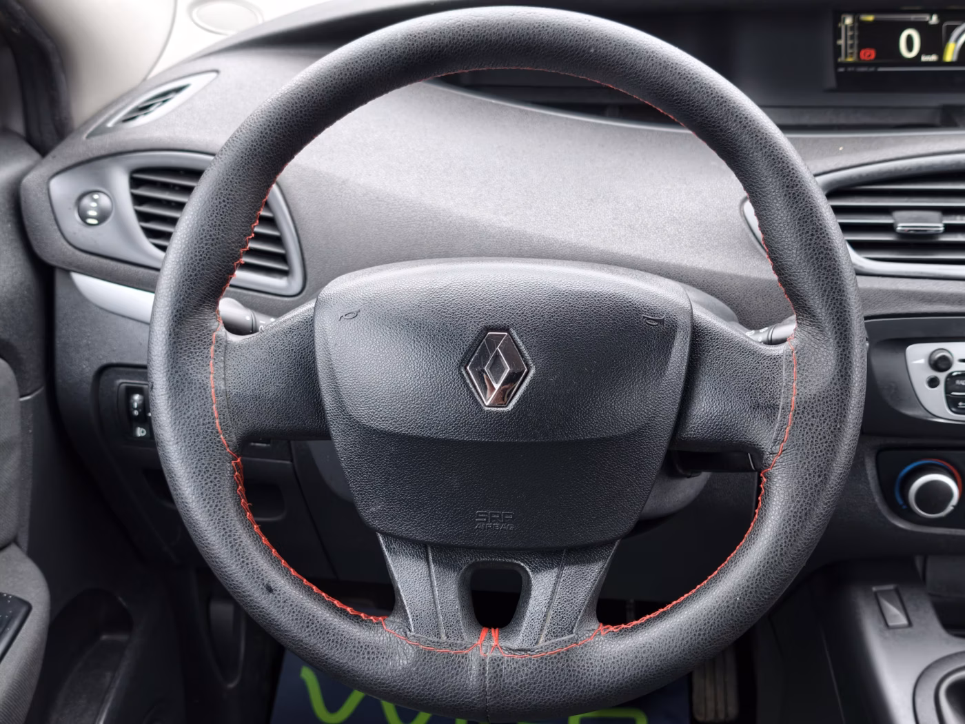 Renault Grand Scenic фото 15