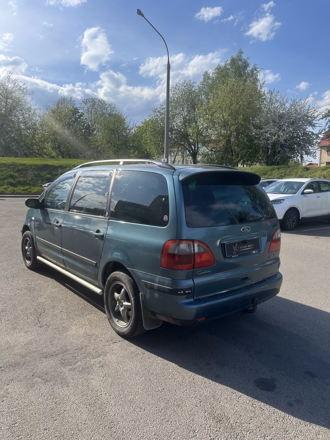 Ford Galaxy фото 5