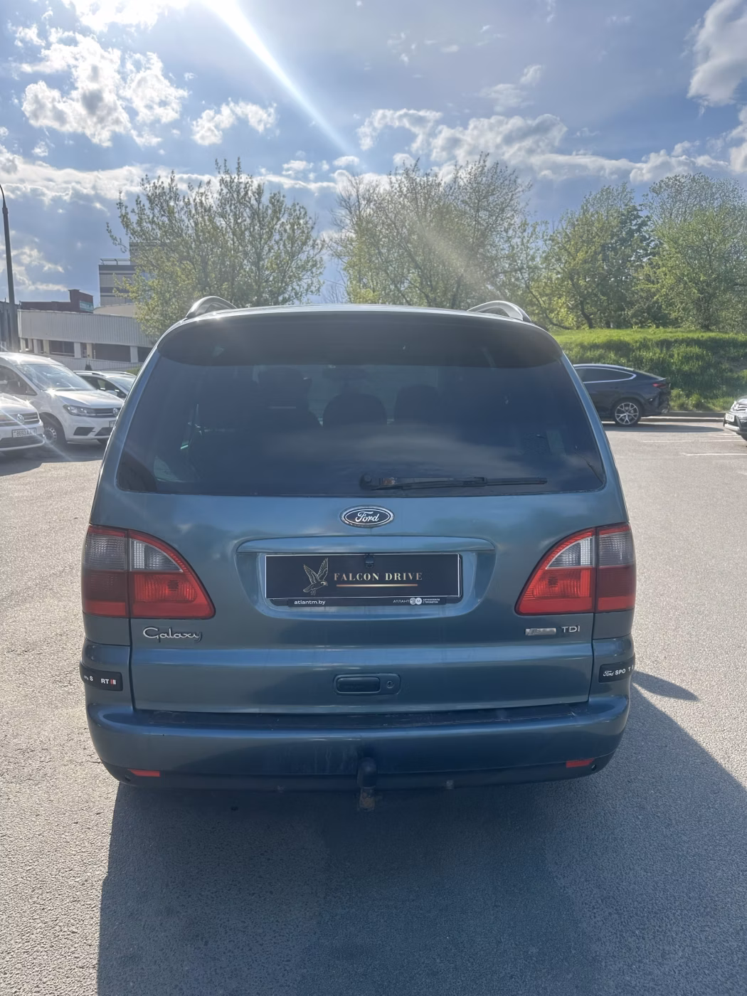 Ford Galaxy фото 6