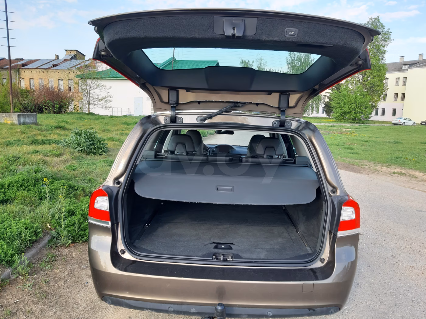 Volvo V70 фото 7